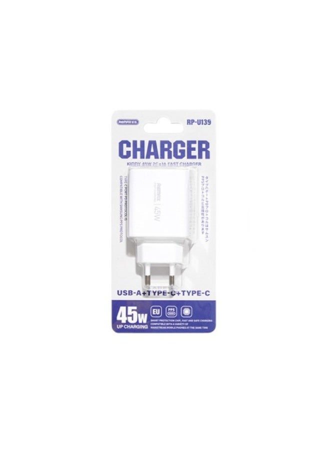 شاحن REMAX RP-U139 3 في 1 قوة 45W منفذ USB وType-C أبيض