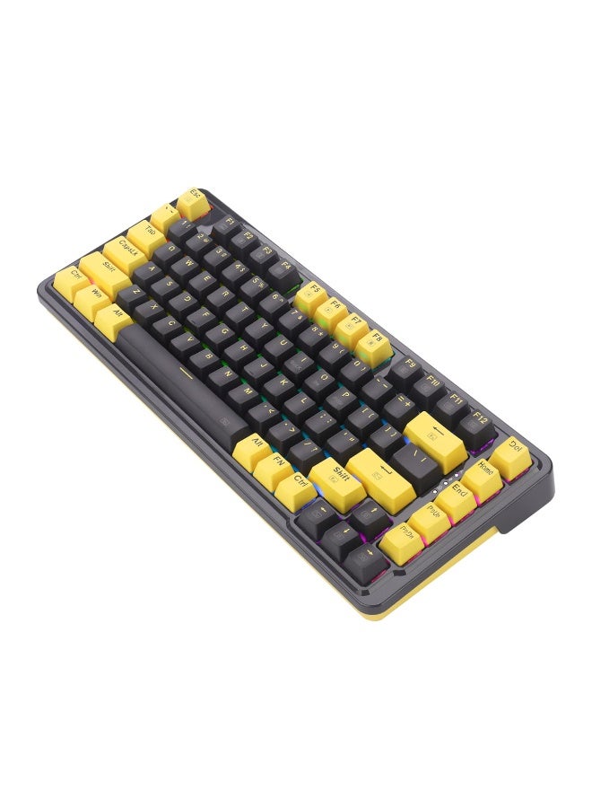 كيبورد Redragon K649 على سطح مكتب الجيمنج