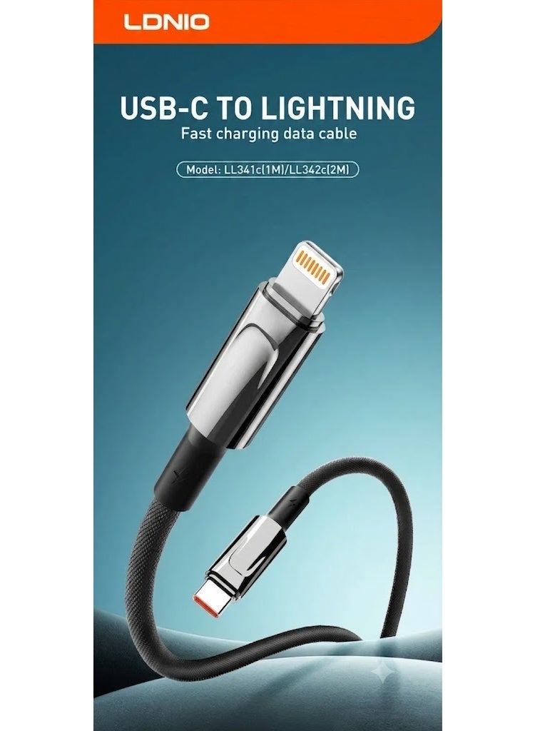 كابل شحن سريع من النوع C إلى Lightning بطول 1 متر، يدعم تقنية الشحن السريع بقدرة 30 واط، لنقل البيانات بسرعة عالية، بتصم