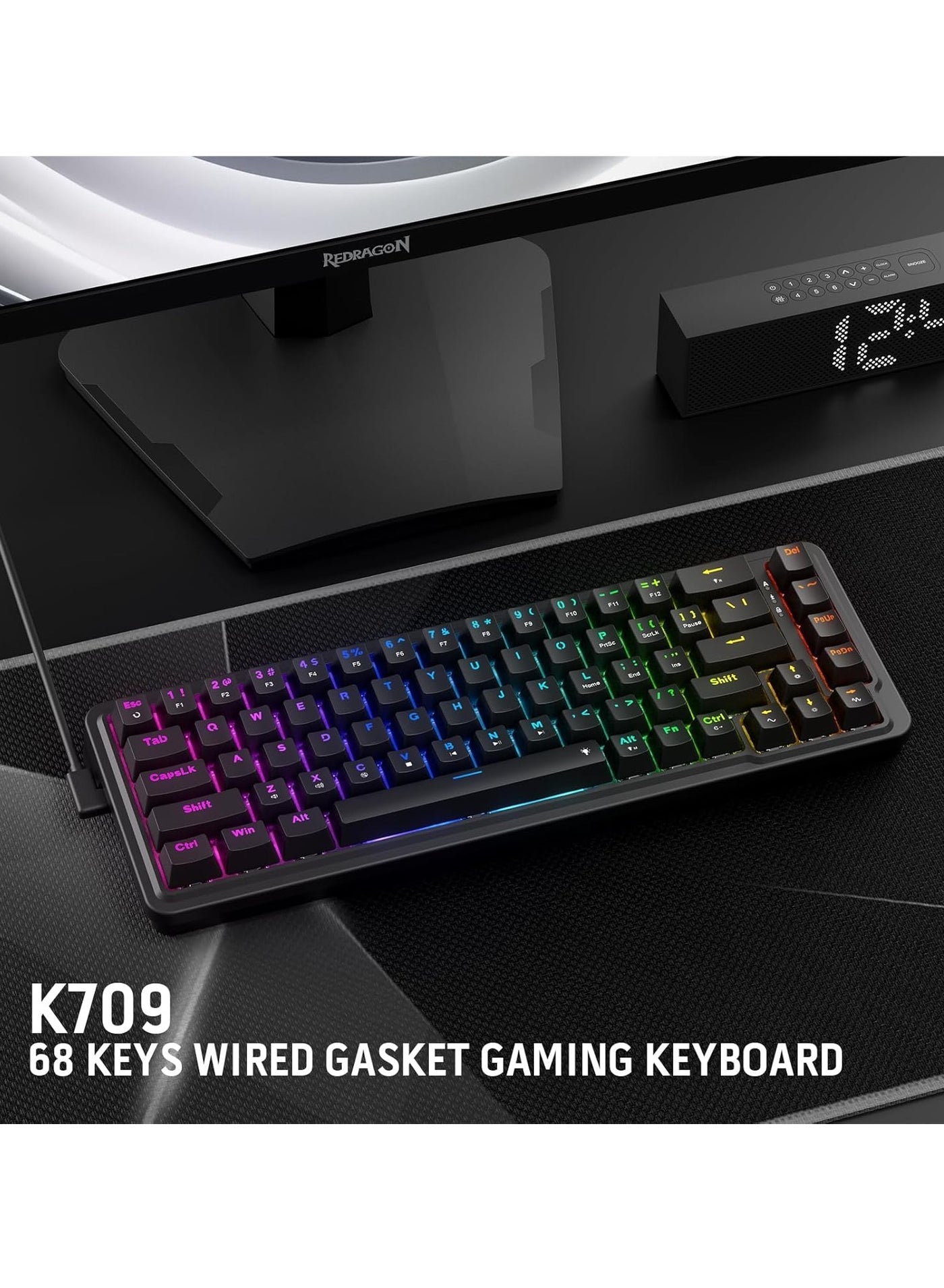 كيبورد Redragon K709 على سطح مكتب الجيمنج